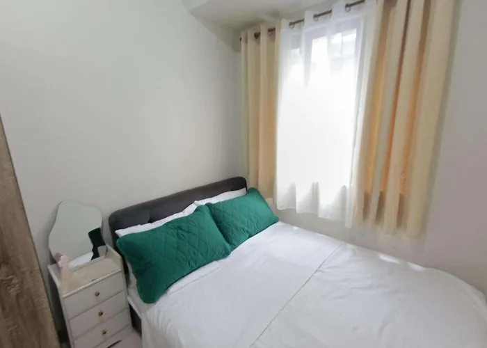 Hotel S Residences Tower 1 - Near Moa & Ayala Malls Bay 5*